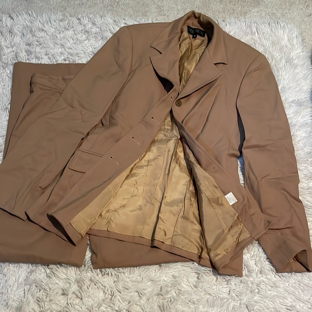 Fully lined mustard Isabele Ardee Suit